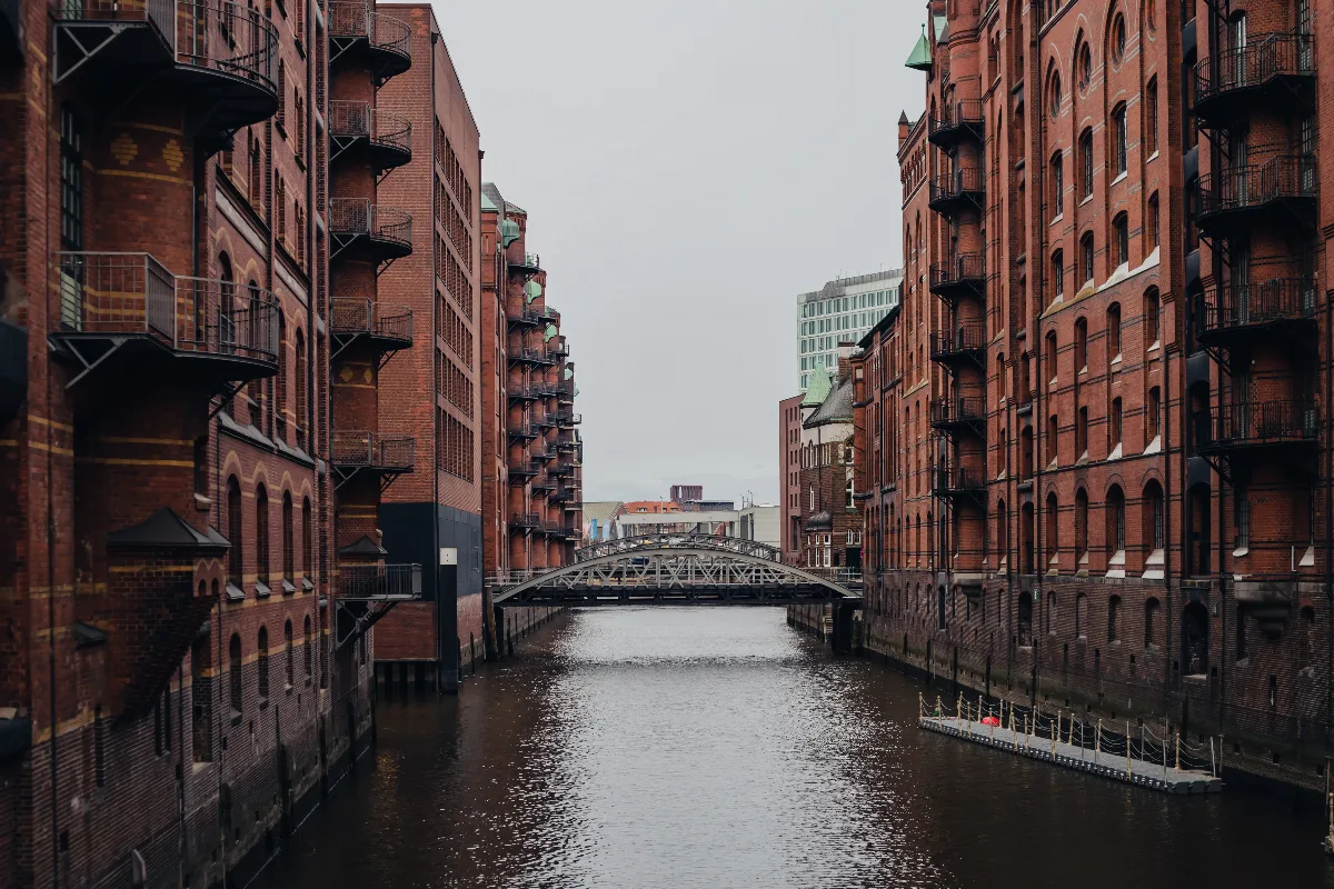 Gebäudereinigung in Hamburg | Ö&I Clean Group GmbH